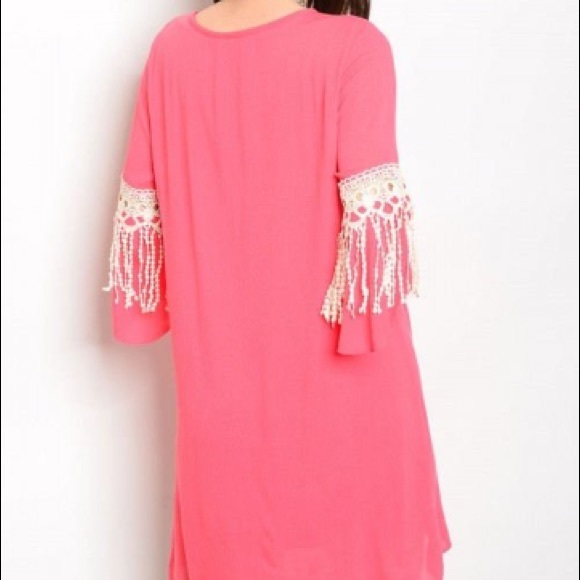 🆕⭐️ Coral Crochet Sleeve Trim Dress - Picture 4 of 5